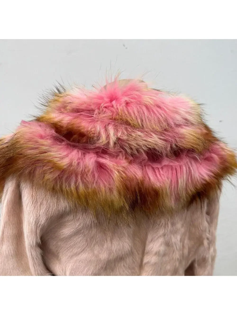Vintage Y2K Pink Calfskin & Tulle-Trimmed Raccoon Jacket - Picture 7 of 8